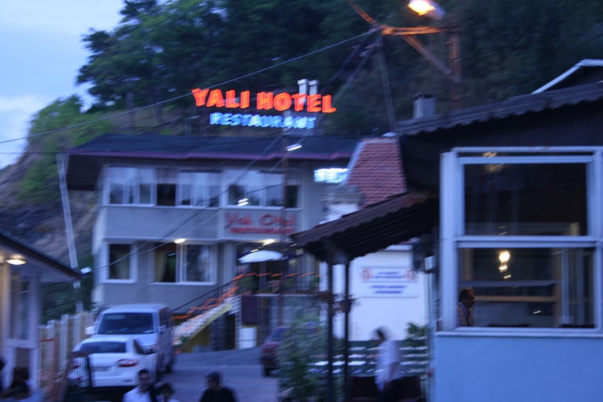 Yalı Otel