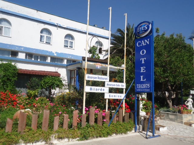 Can Karaburun Hotel